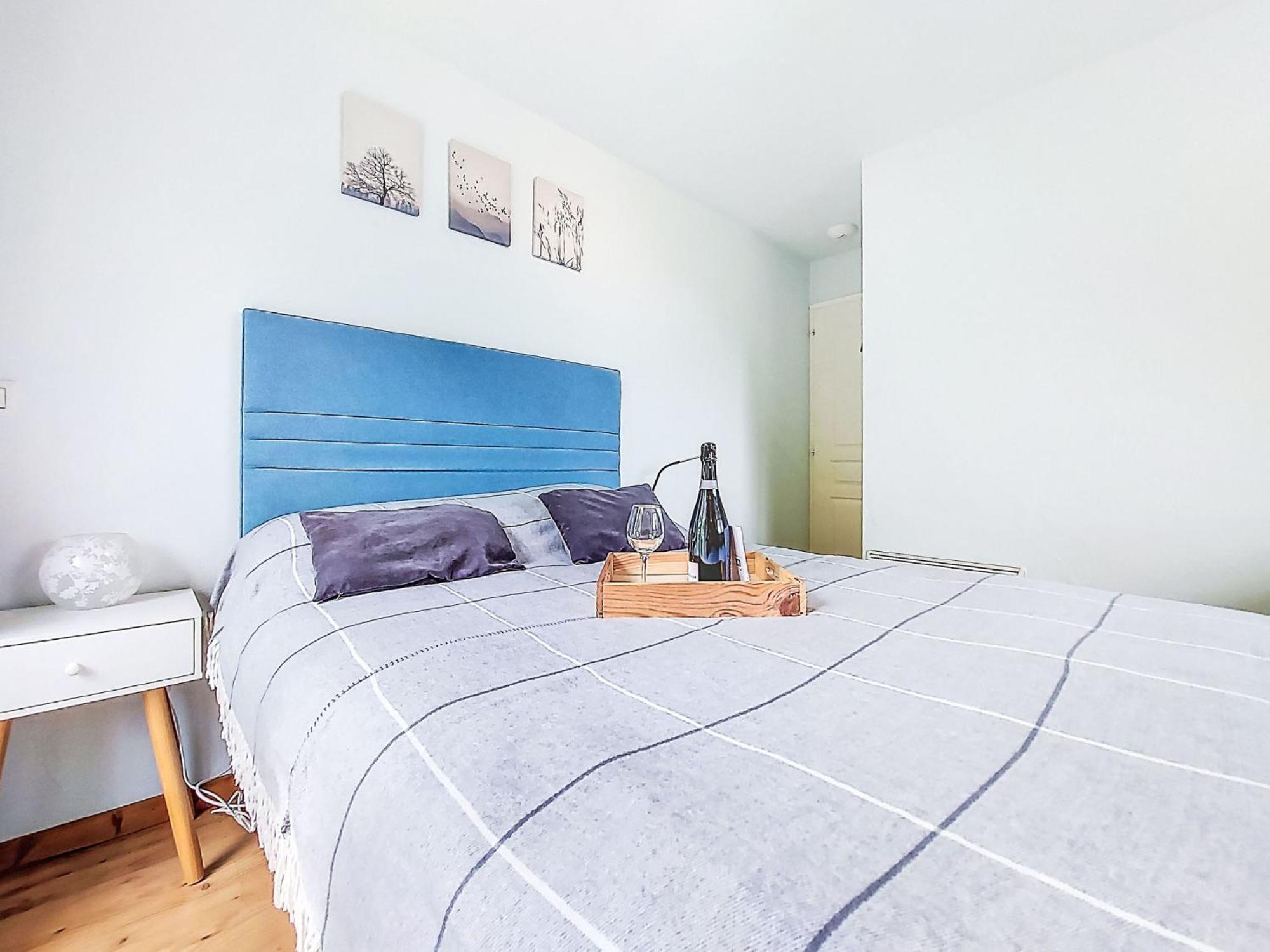 Les Gentianes By Interhome